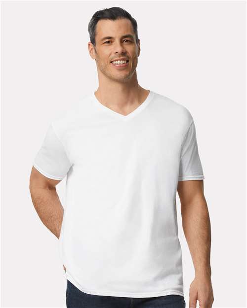 Gildan 64V00 - Unisex Softstyle® V-Neck T-Shirt